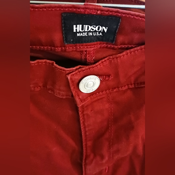 EUC Red HOT Hudson Jeans, Size 27 - Picture 5 of 11